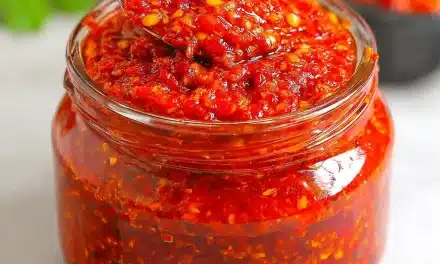 Chili Sauce Recipe: Authentic and Effortless 5-Minute Condiment