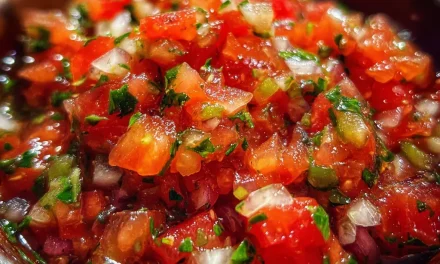 Mexican Salsa Recipe: A Delightful 5-Minute Homemade Delight