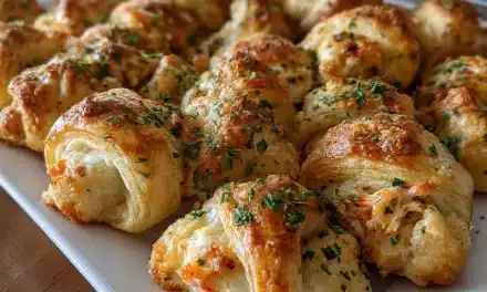 Tasty Party Crab Crescent Bites – A Heavenly 10-Minute Appetizer