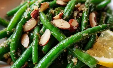 Thanksgiving Green Beans: A Delicious Holiday Side Dish