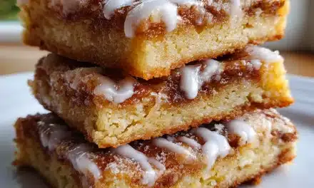 Cinnamon Roll Bliss Bars: A 30-Minute Treat for Any Occasion