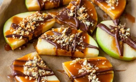 Caramel Apple Slices: A Quick and Delicious Autumn Treat