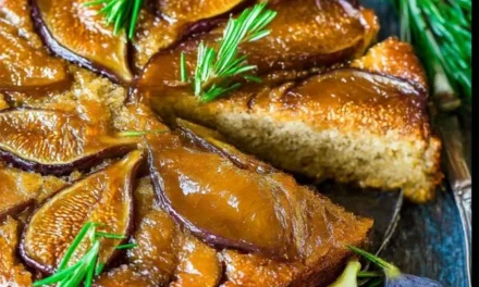 Honey and Rosemary Upside Down Fig Cake – A Perfect Dessert