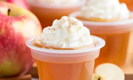 Apple Pie Jello Shots: A Quick and Easy Treat