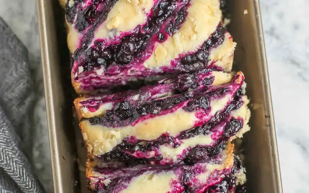 Blueberry Babka with Almond Streusel – A Delightful Pastry Delight