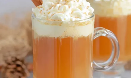 Hot Buttered Rum: A Cozy 5-Minute Classic Cocktail