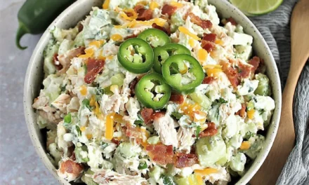 Low Carb Jalapeno Popper Cottage Cheese Chicken Salad: A Mouthwatering, Healthy Dish