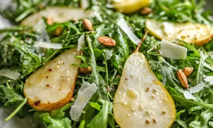 Pear and Arugula Salad with Honey Vinaigrette: A Quick and Delightful Lunch or Side