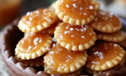 Salted Caramel Cracker Bites: A Quick and Delightful Treat