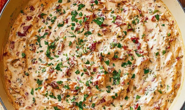 Skillet Sun-Dried Tomato Dip: A Delectable Appetizer in Just 5 Minutes