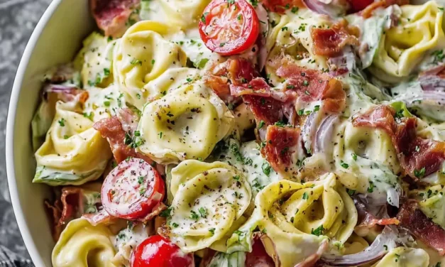 Tasty Grinder Tortellini Salad – A Quick and Delightful Dish