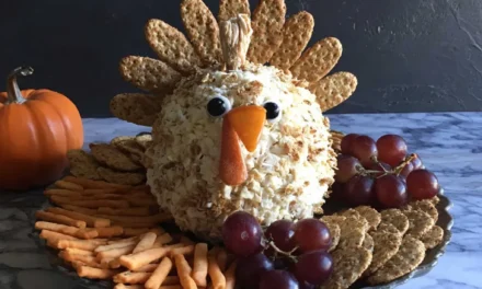Thanksgiving Turkey Cheese Ball – An Irresistible Appetizer
