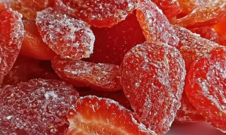 Candied Strawberries: A Delightful Sweet Treat