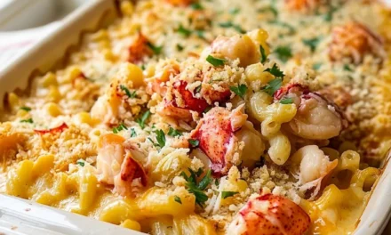 Lobster Mac and Cheese: A Comforting Seafood Delight