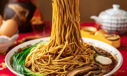 Longevity Noodles (Yi Mein) – A Quick and Comforting Classic