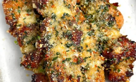 Garlic Parmesan Chicken Skewers: A Delicious Homemade Delight