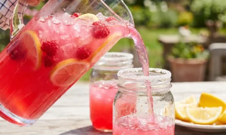 Ree Drummond’s Raspberry Lemonade: A Refreshing Summer Delight