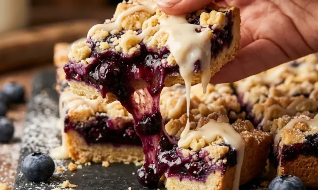 Blueberry Crumble Bars for a Sweet and Satisfying Snack