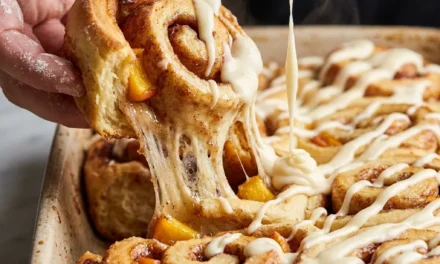 Peach Cinnamon Rolls: A Sweet, Fruity Treat to Savor